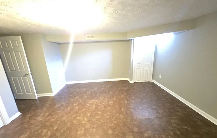 2200 Redthorn Rd — Photo 13