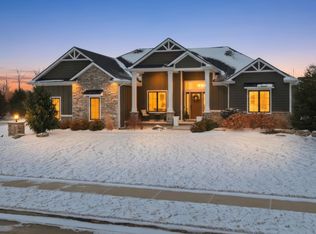 3242 Breyerton Cv, Fort Wayne, IN 46814