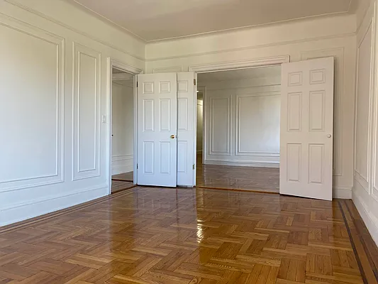 Sold by Diamond Real, Inc. | media 7
