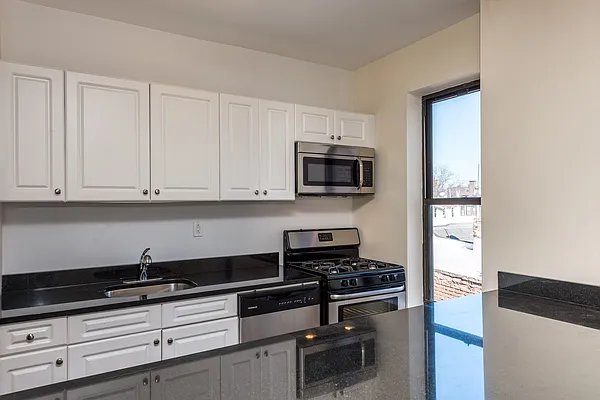 Rented by Nooklyn NYC LLC | media 21