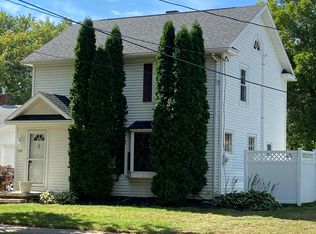 1115 S Lawe St, Appleton, WI 54915