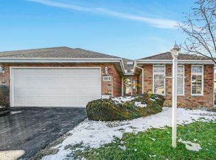 930 Easy St UNIT B, Crown Pt, IN 46307