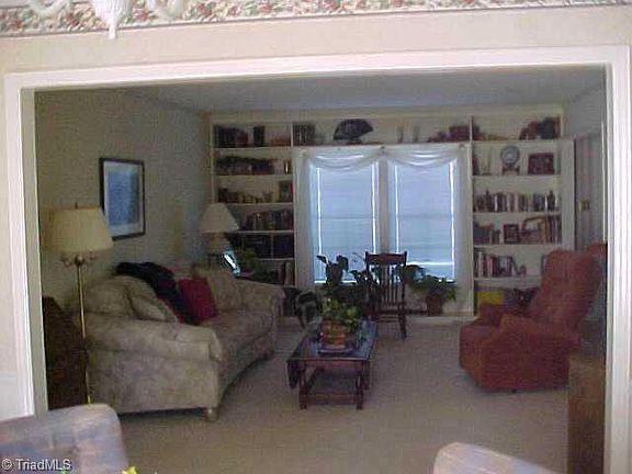 3rd image of 5119 Lawndale Dr APT D