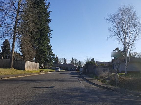 5th image of 4678 SE Mason Hill Dr