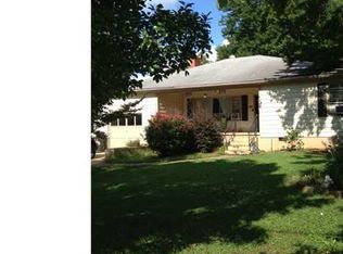 907 Alice Dr, Thomasville, NC 27360