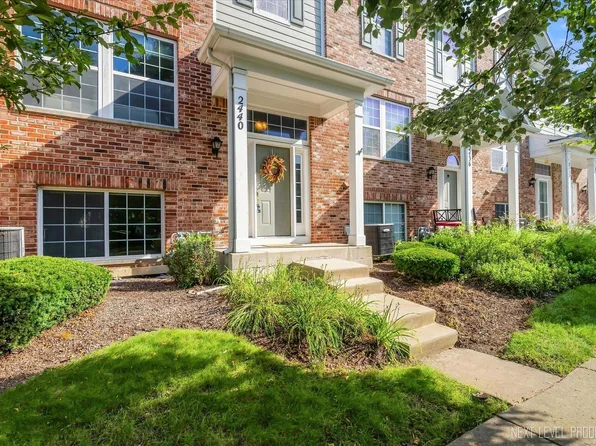 2440 Anna Way #2440, Elgin, IL 60124
