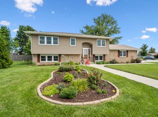 1070 S Illinois St, Coal City, IL 60416
