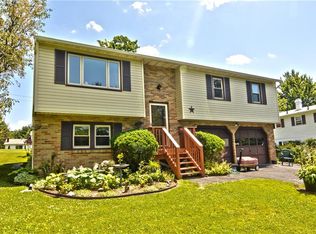 4624 Goldrush Dr, Marcellus, NY 13108