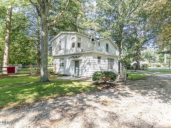 4th image of 362 Dulton Dr
