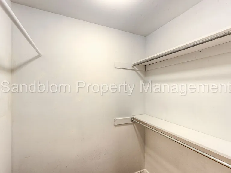 3803 E 36th St S — Photo 16
