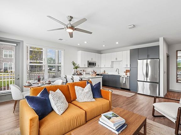 3rd image of 9300 Sun Bluff Way #7-101