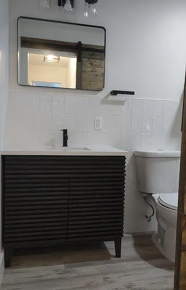 1243 N Washington St #208 — Photo 8