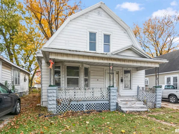 1904 S 11th St, Springfield, IL 62703