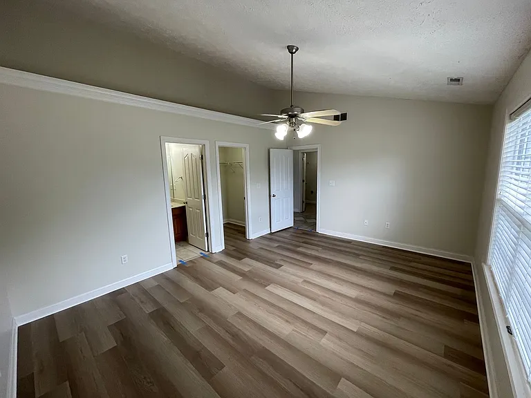 1417 Shining Armor Ln — Photo 13