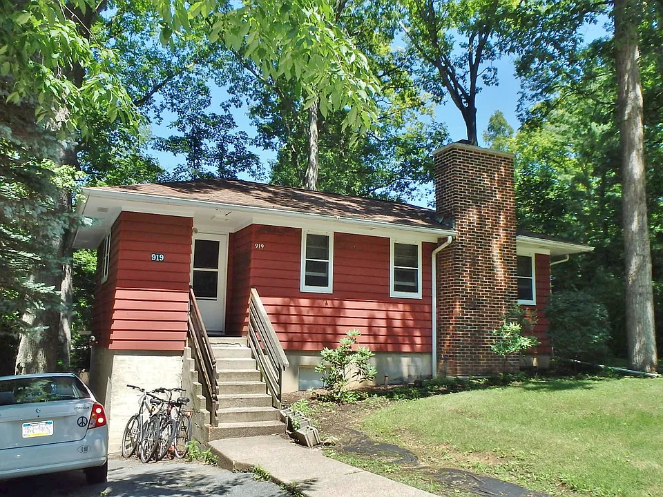 919 Taylor St