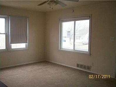 4th image of 4930 N Glenaire Ct