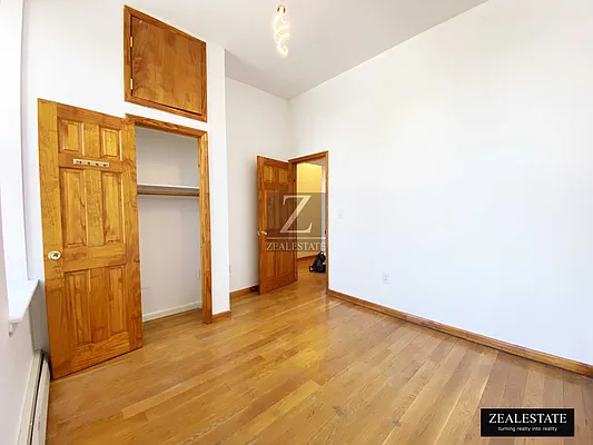 Rented by ZealEstate Group Inc | media 37