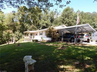 731 Indian Grove Church Rd, Mount Airy, NC 27030