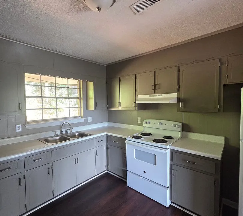 38 Manatee Ln #8A