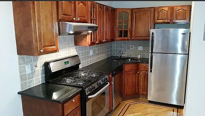 1st image of 71 Lafayette Ave APT 2R