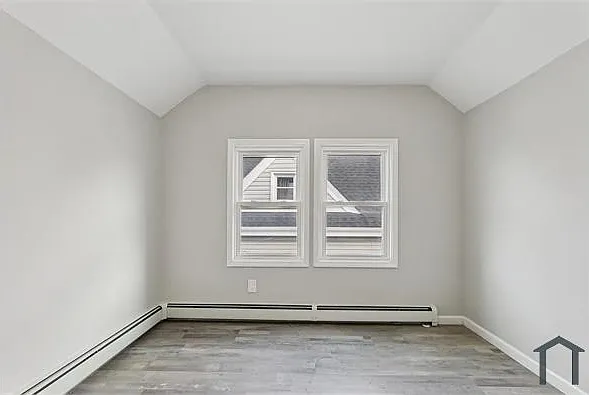 240 Broadway #5 — Photo 10