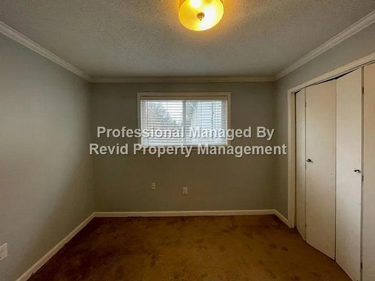 36 N. Auburndale — Photo 12