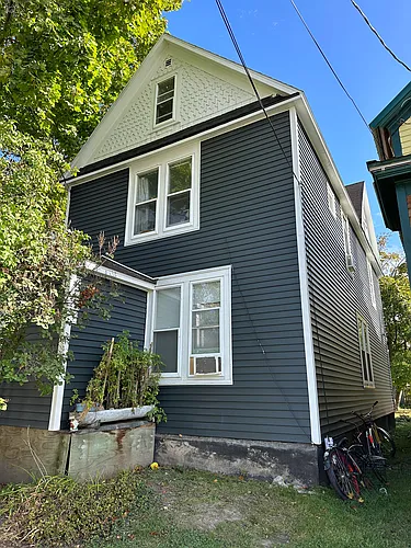 807 Young St #1 Photo 1 807 Young St #1 Photo 1