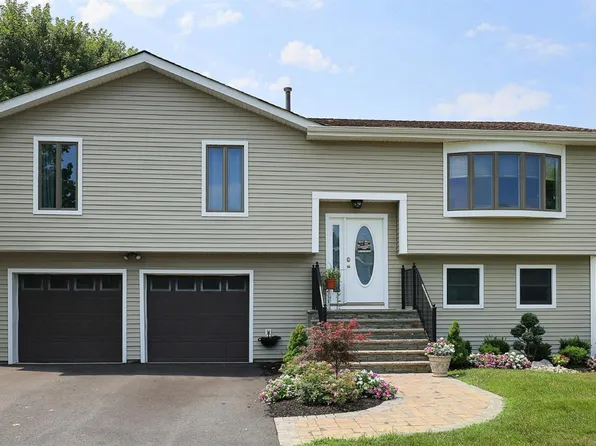 12 Bori Dr, South Plainfield, NJ 07080