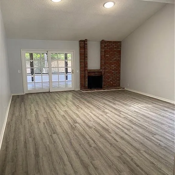 2021 Barclay Ct — Photo 6