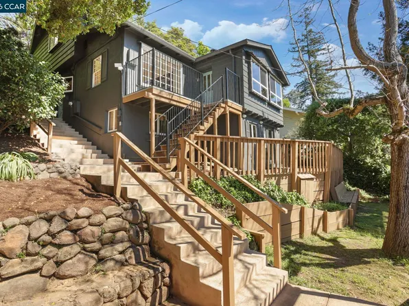 5716 Merriewood Dr, Oakland, CA 94611