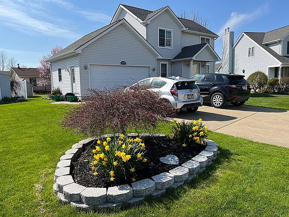 3rd image of 4640 Queens Ct