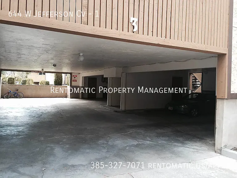 644 W Jefferson Cv #1 — Photo 16