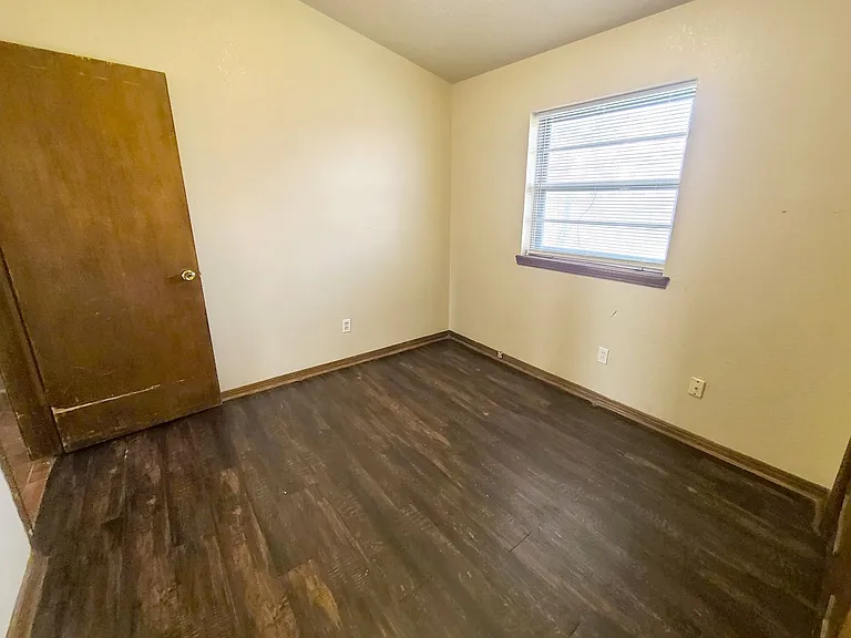 837 Briarlane Rd — Photo 11