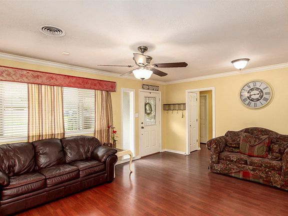 5th image of 4775 Dellwood Ln