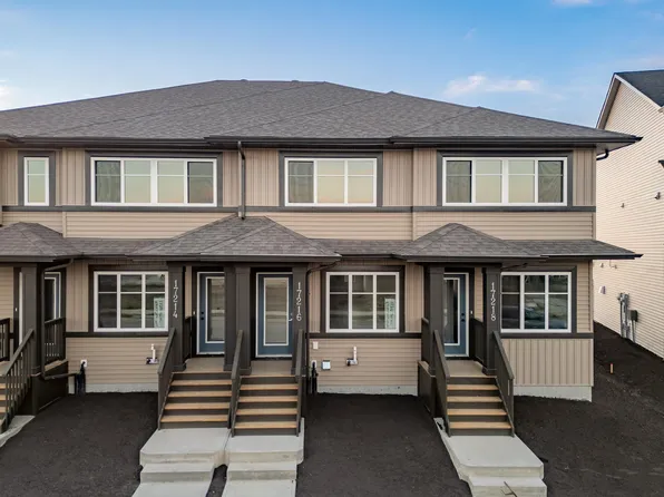 17216 4th St NW, Edmonton, AB T6T 2L8