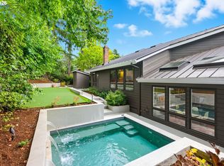 4393 Sundew Ct, Lake Oswego, OR 97035
