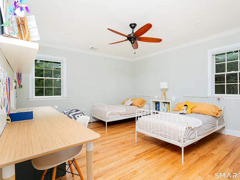 25 Griffith Rd — Photo 13