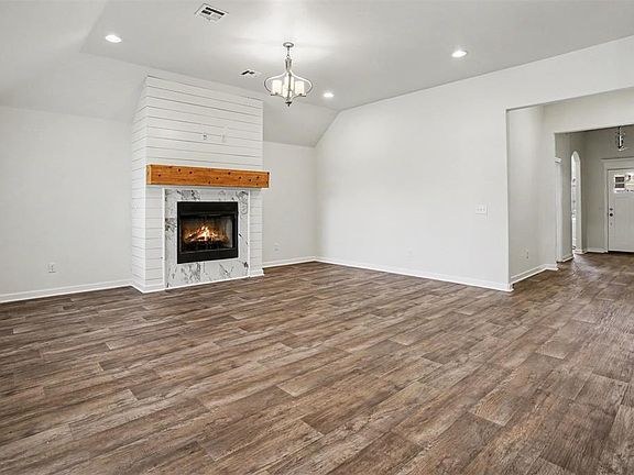 2nd image of 11104 SW 32nd St