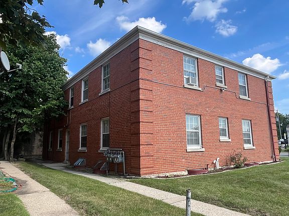 2nd image of 1400 E Capitol Dr APT 2