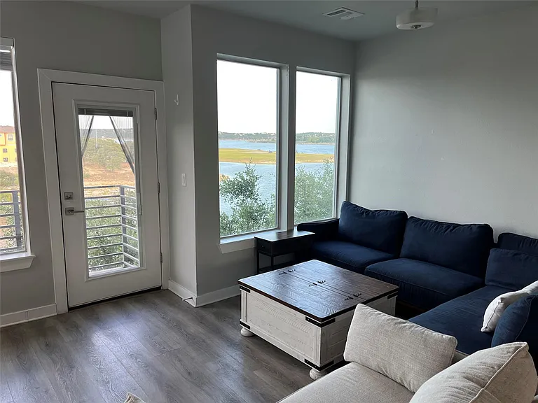 2301 Hancock Ave #3 — Photo 16