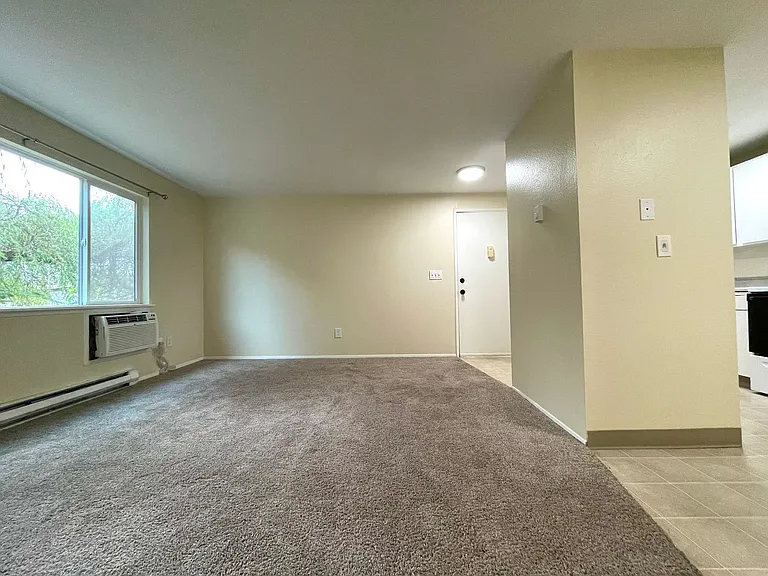 5113 N Lombard St #3 — Photo 4