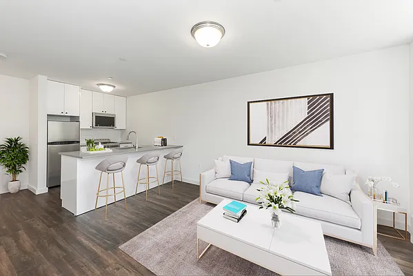 Rented by Modern Spaces | media 15