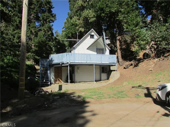21818 Vista Rd, Cedarpines Park, CA 92322