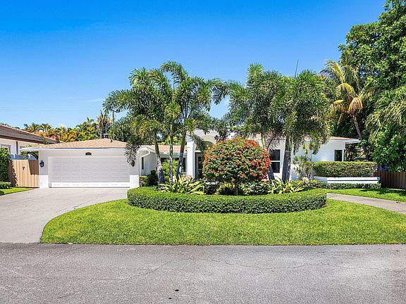 2nd image of 735 NE 6th St