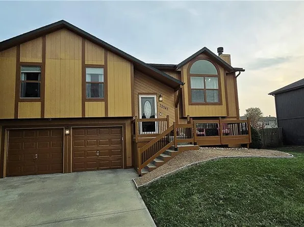 32545 W 174th St, Gardner, KS 66030