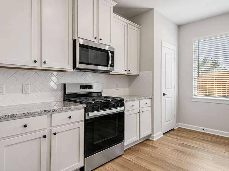 15683 Honey Cove Dr — Photo 9