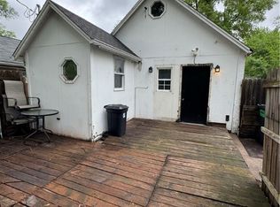 6725 SE Circle Dr, Carlisle, IA 50047