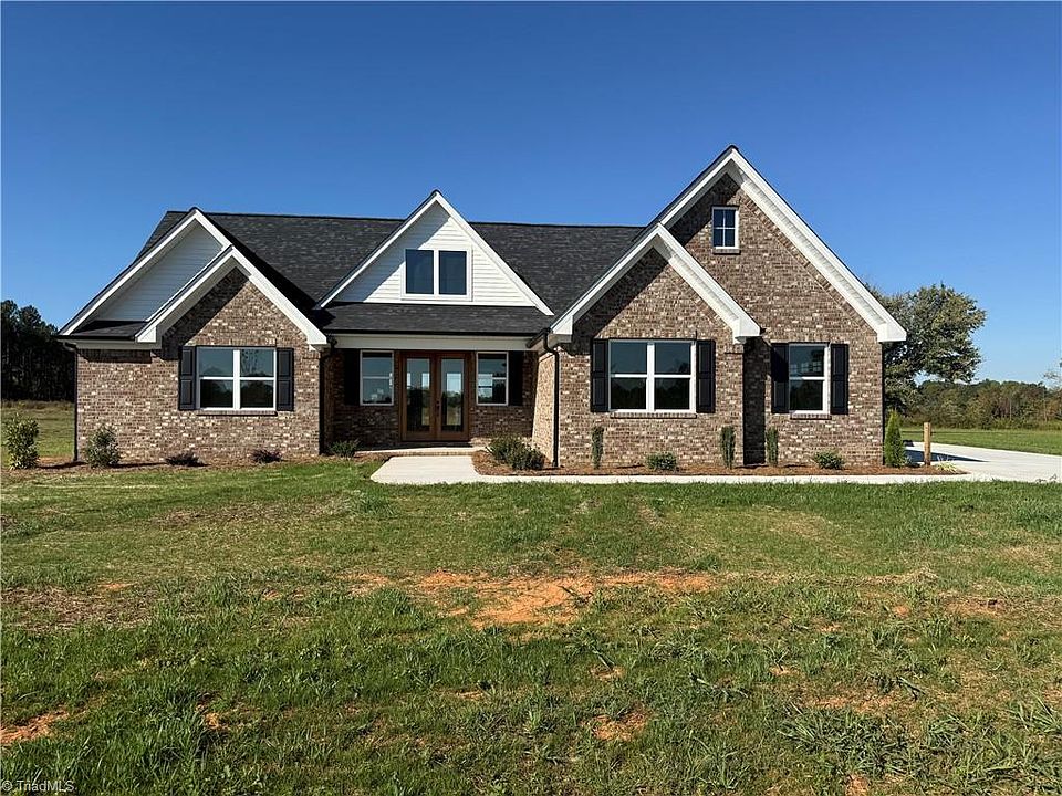 1st image of 132 Greenhill Rd