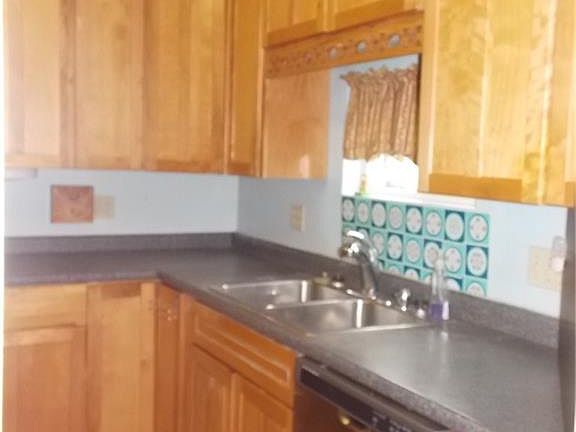 2nd image of 528 Miami Ave
