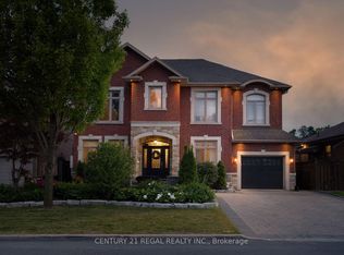 127 Sultana Ave, Toronto, ON M6A 1T6